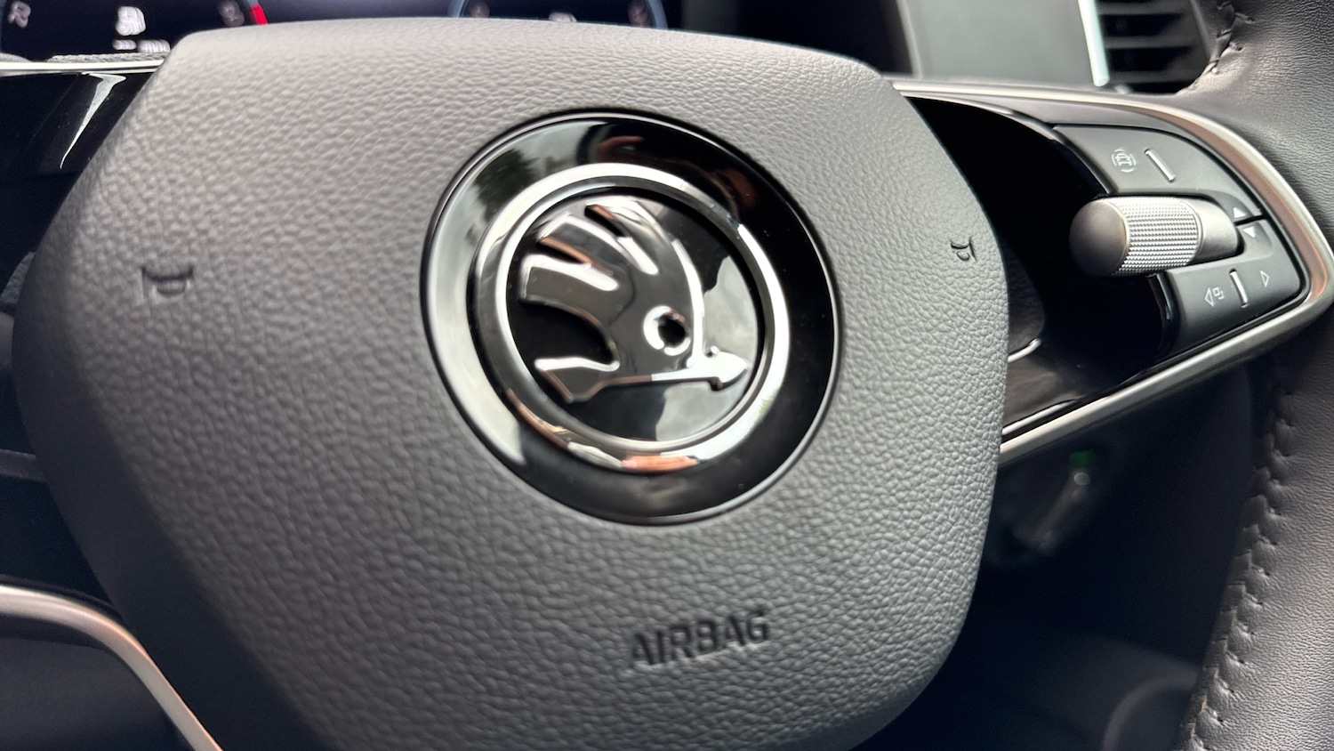 Used Skoda Karoq 2024 for sale - 76486457: Photo 13