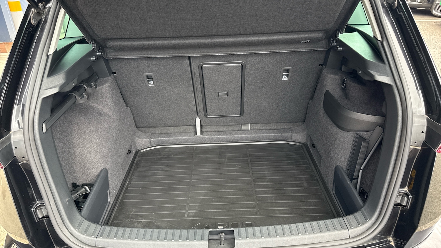 Used Skoda Karoq 2024 for sale - 76486457: Photo 19