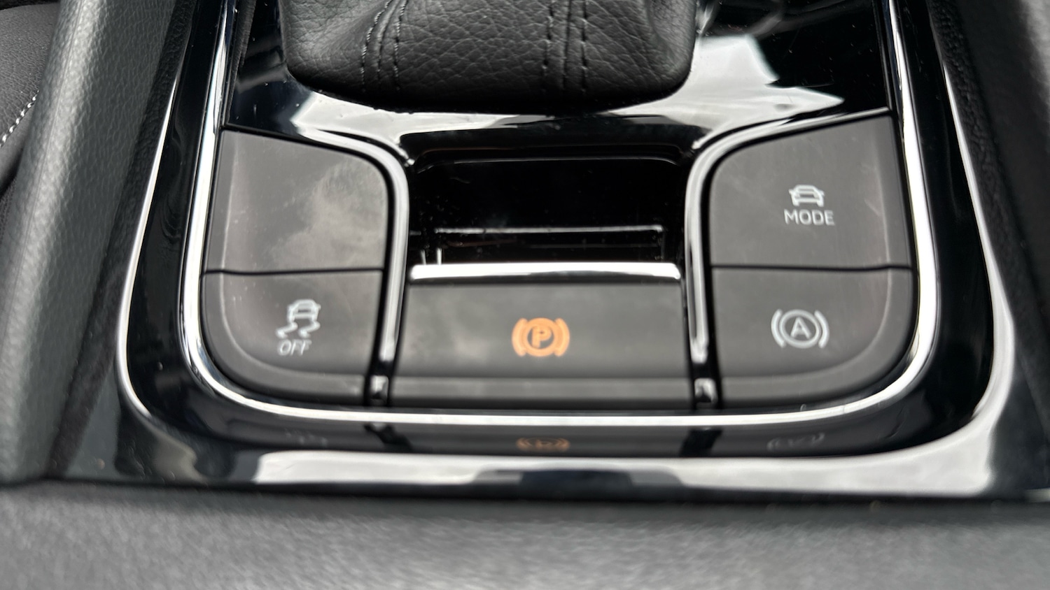 Used Skoda Karoq 2024 for sale - 76486457: Photo 21