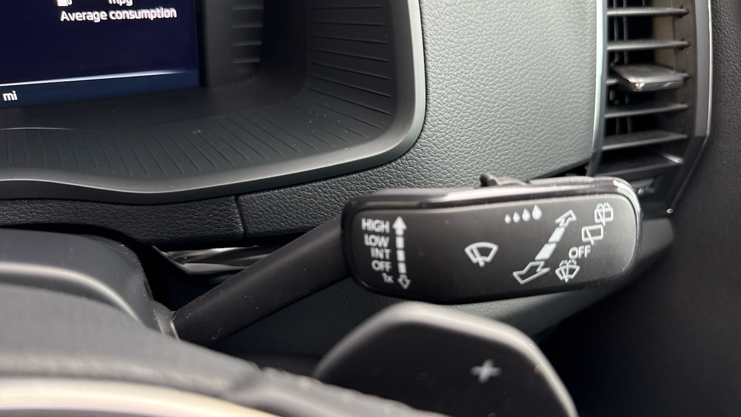 Used Skoda Karoq 2024 for sale - 76486457: Photo 28