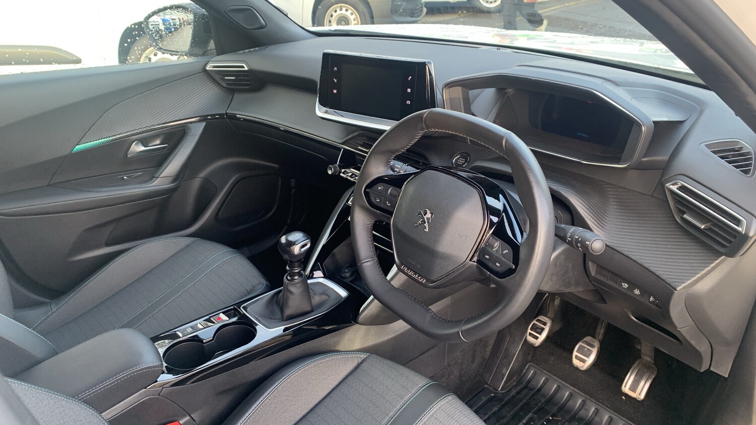 Used Peugeot 2008 2023 for sale - 76856188: Photo 12