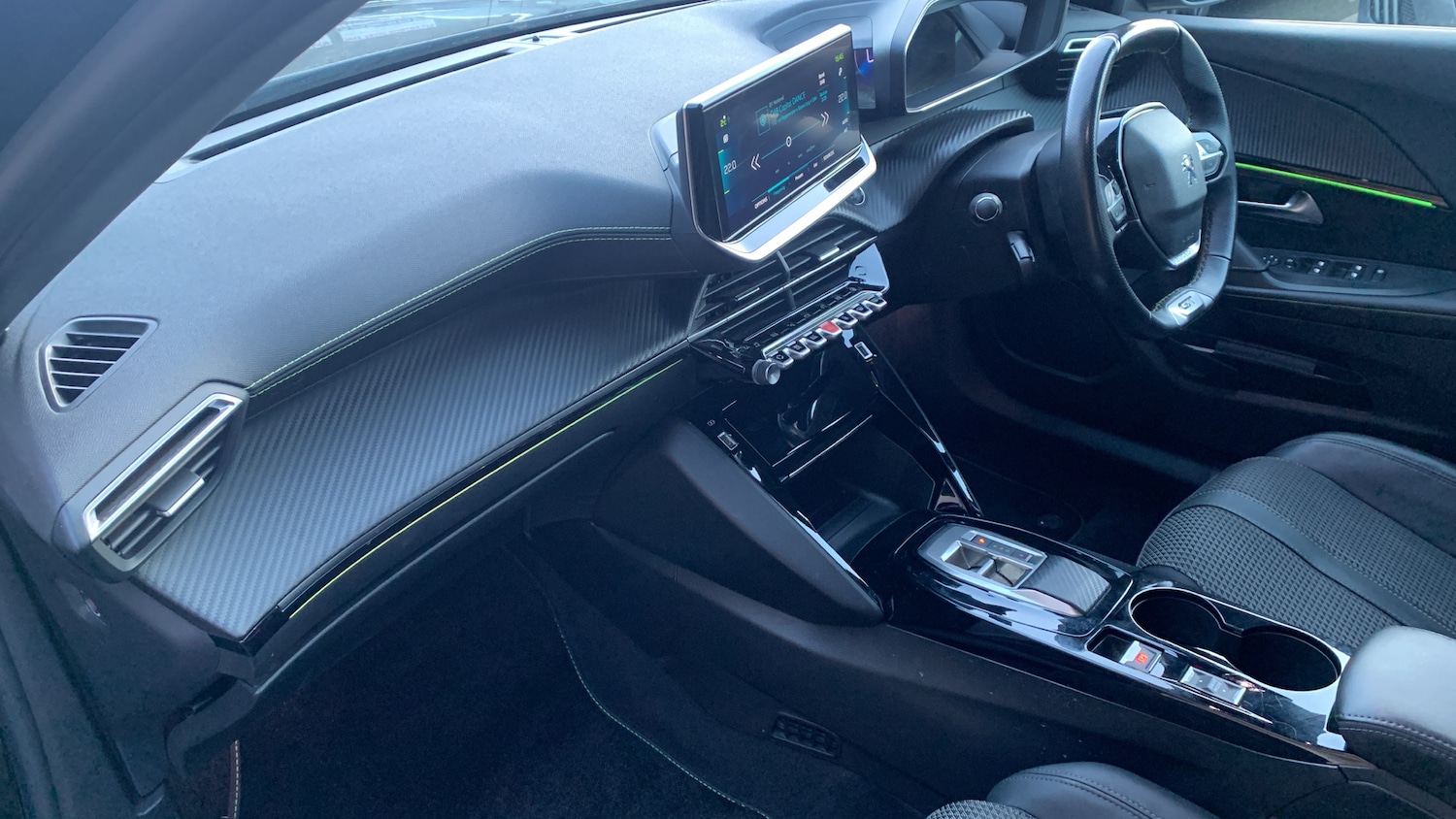 Used Peugeot 2008 2023 for sale - 77060546: Photo 13