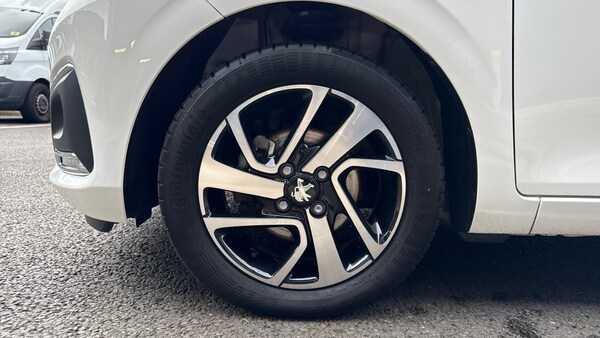 Used Peugeot 108 2021 for sale - 76139384: Photo 16
