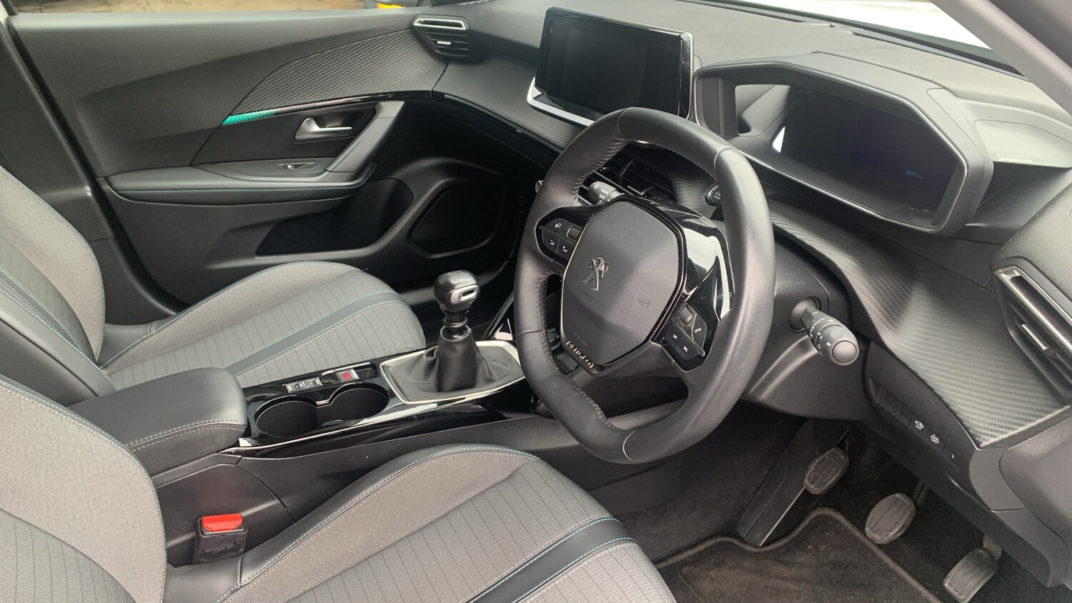 Used Peugeot 2008 2021 for sale - 75979405: Photo 11