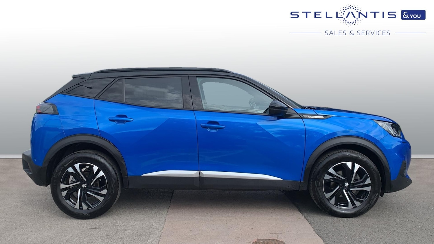 Used Peugeot 2008 2023 for sale - 76977340: Photo 2