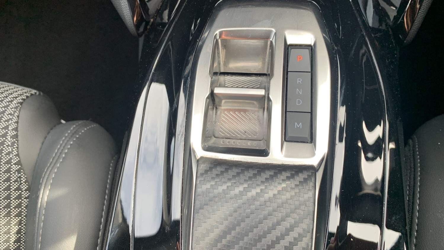 Used Peugeot 2008 2023 for sale - 76977340: Photo 37