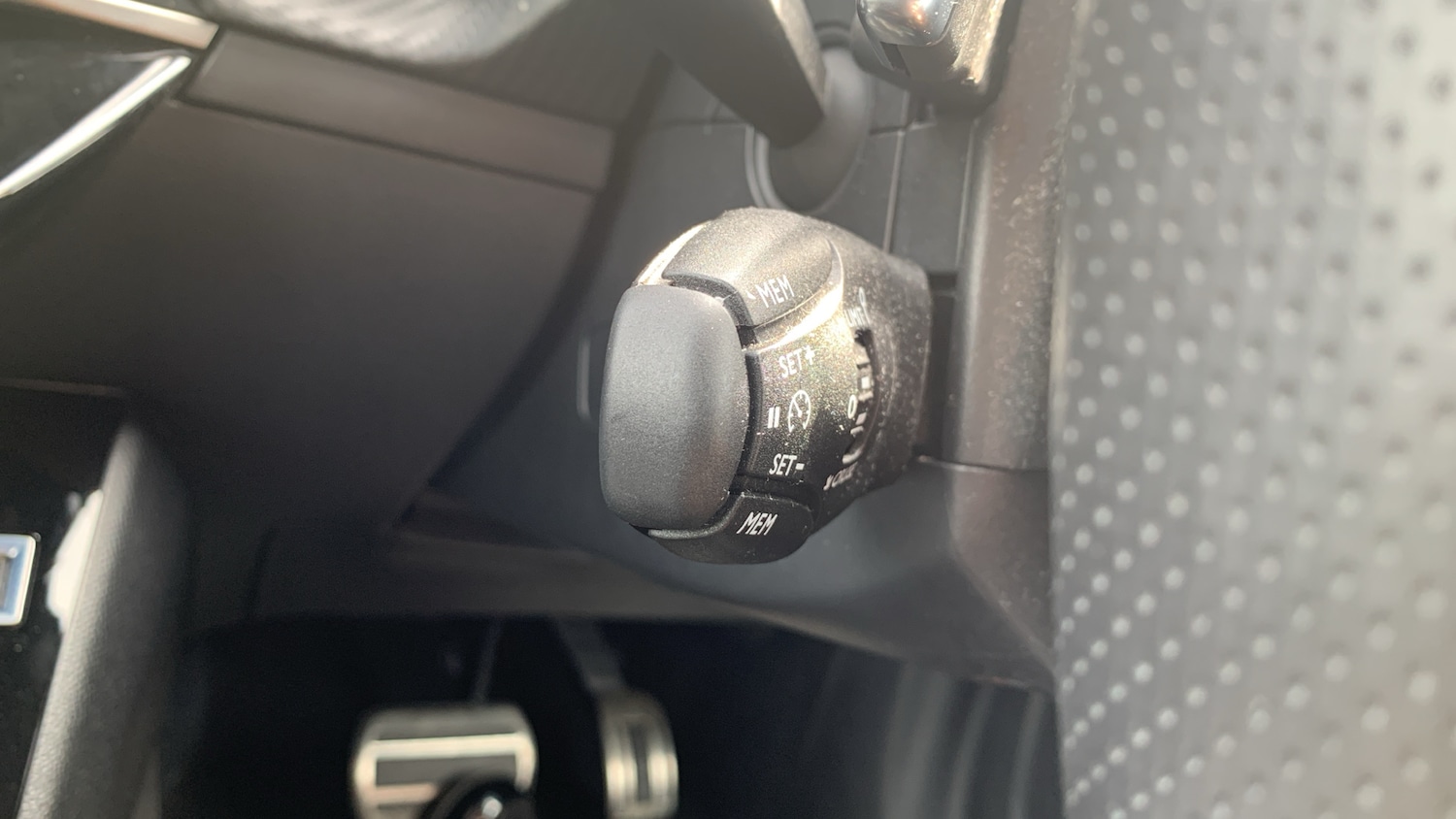 Used Peugeot 2008 2023 for sale - 76977340: Photo 41