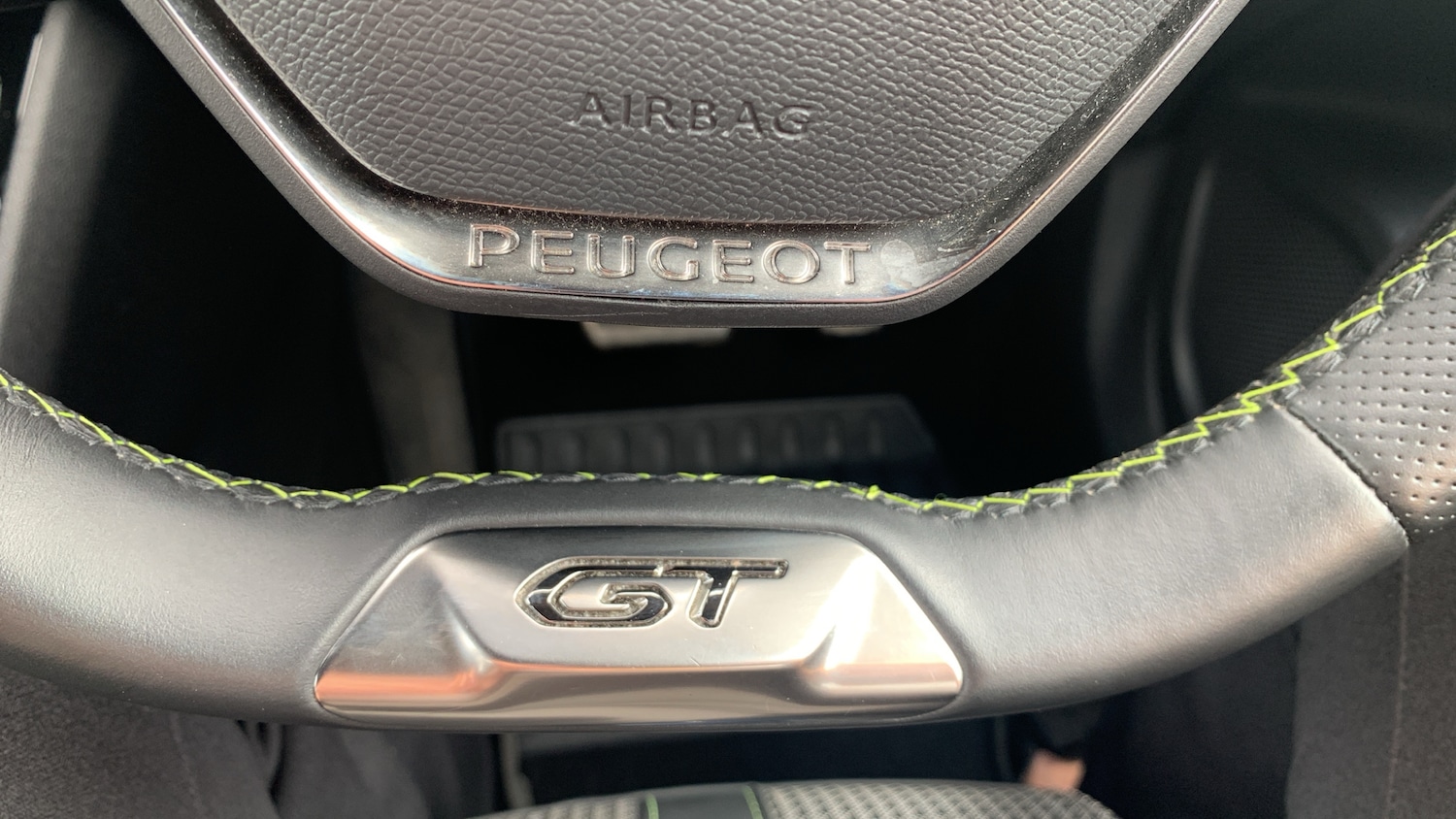Used Peugeot 2008 2023 for sale - 76977340: Photo 42