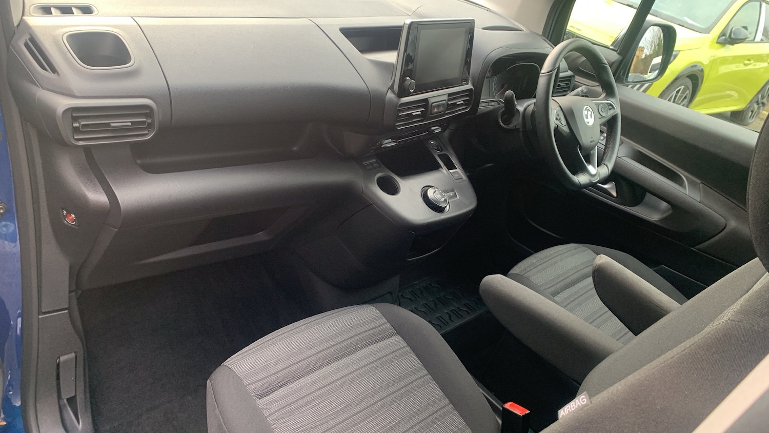 Used Vauxhall Combo Life 2022 for sale - 77176127: Photo 12