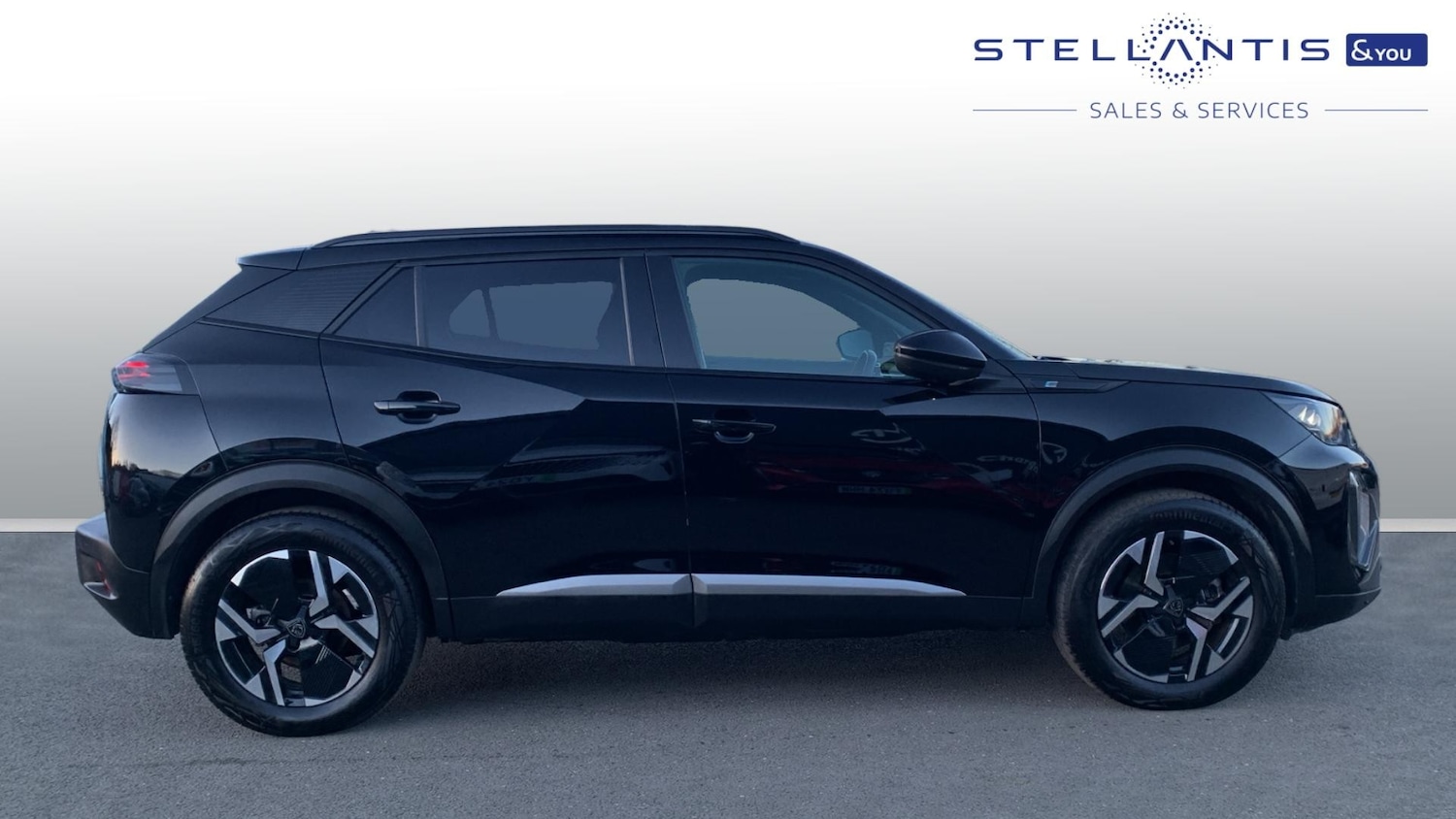 Used Peugeot 2008 2024 for sale - 77060545: Photo 2