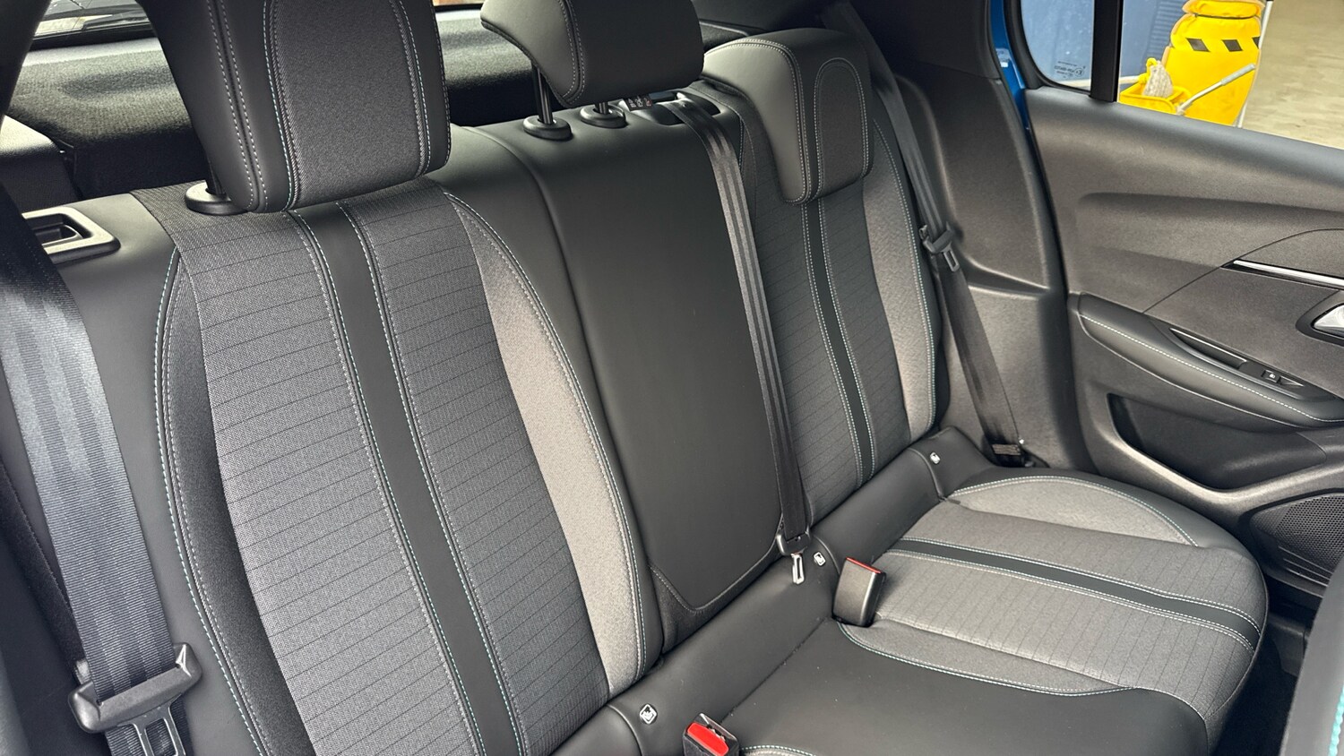 Used Peugeot 208 2022 for sale - 76338279: Photo 25