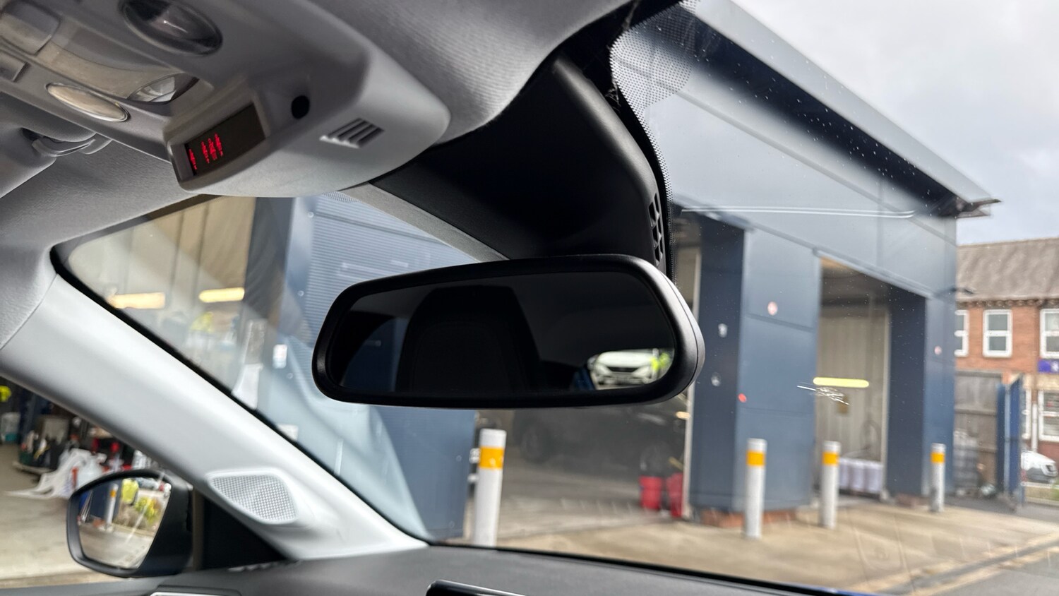 Used Peugeot 208 2022 for sale - 76338279: Photo 34