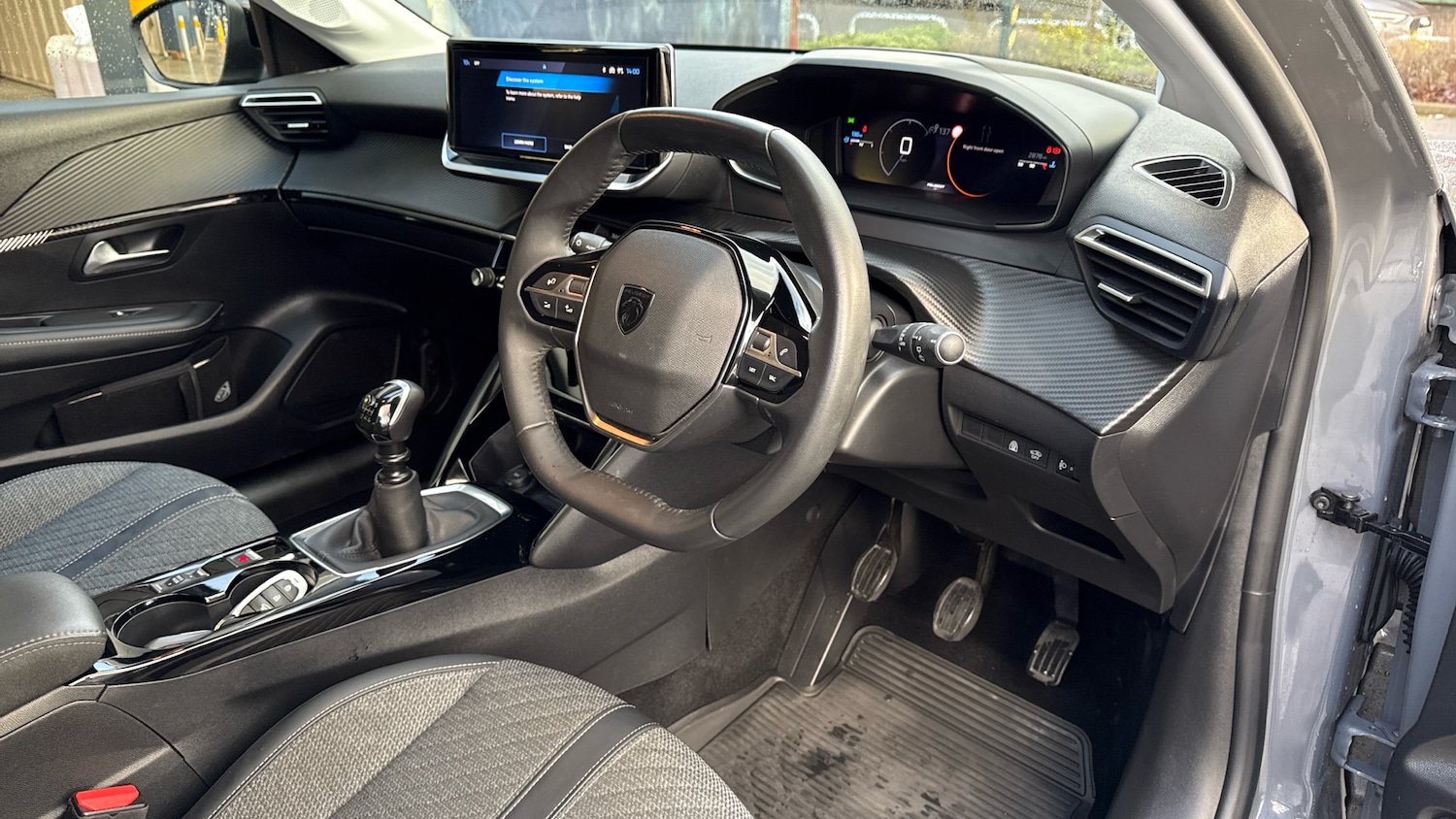 Used Peugeot 208 2024 for sale - 76942812: Photo 11