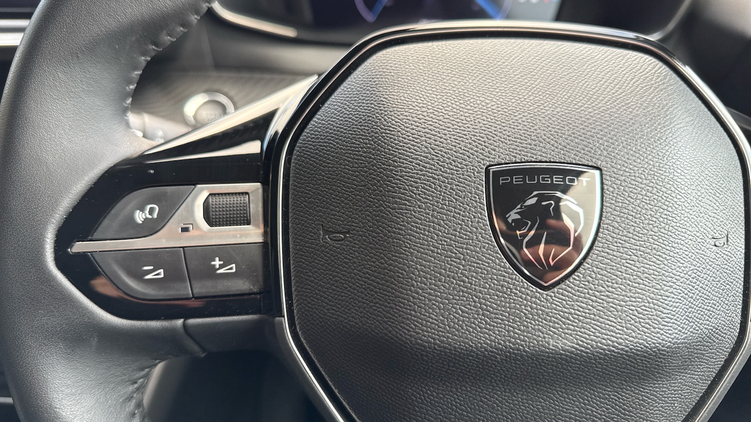 Used Peugeot 208 2024 for sale - 76942812: Photo 23