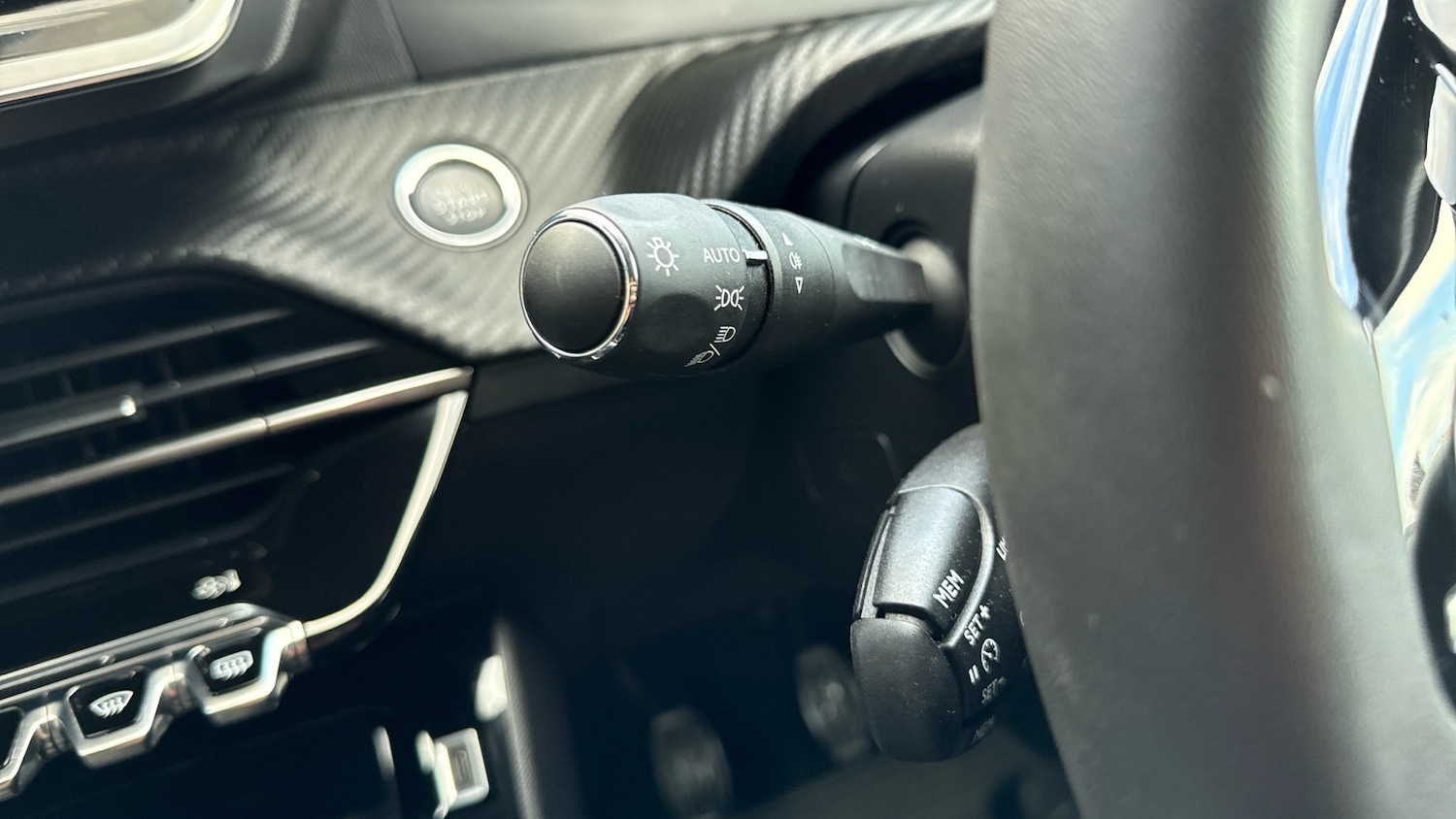 Used Peugeot 208 2024 for sale - 76942812: Photo 27