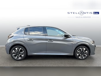 Used Peugeot 208 2024 for sale - 76942812: Photo