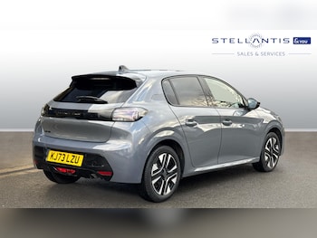 Used Peugeot 208 2024 for sale - 76942812: Photo