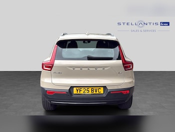 Used Volvo XC40 2025 for sale - 79554409: Photo