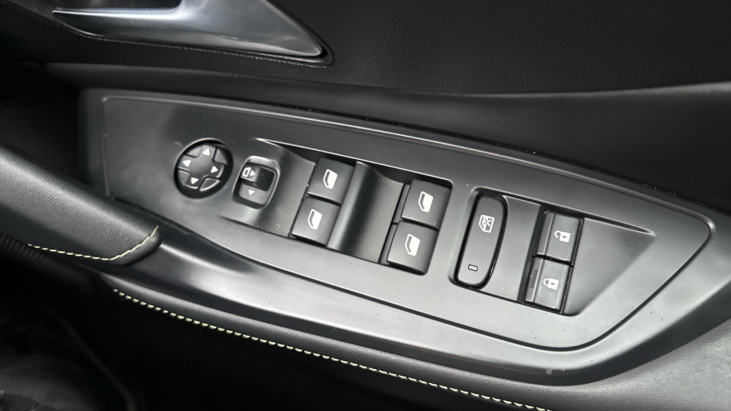 Used Peugeot 408 2024 for sale - 77412779: Photo 22