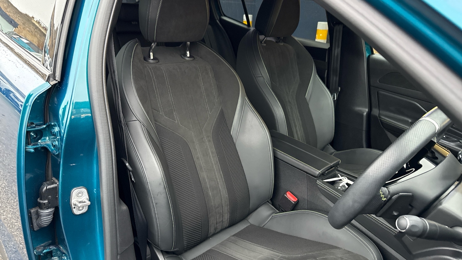 Used Peugeot 408 2024 for sale - 77412779: Photo 39