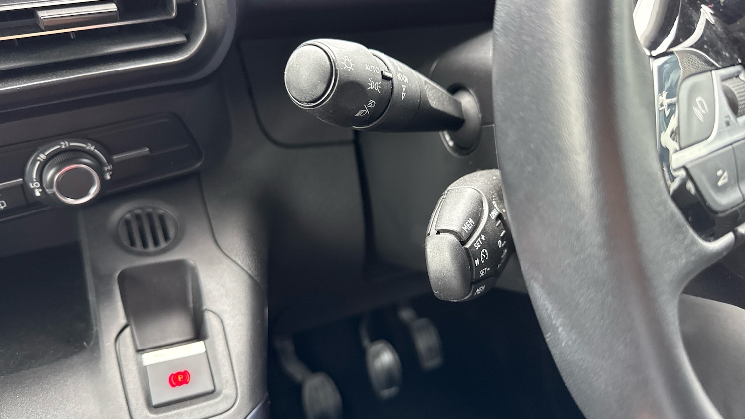 Used Peugeot Rifter 2020 for sale - 77321282: Photo 28