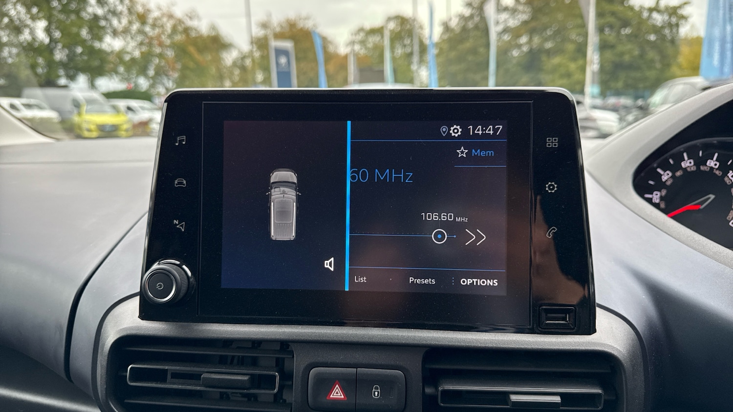 Used Peugeot Rifter 2020 for sale - 77321282: Photo 30