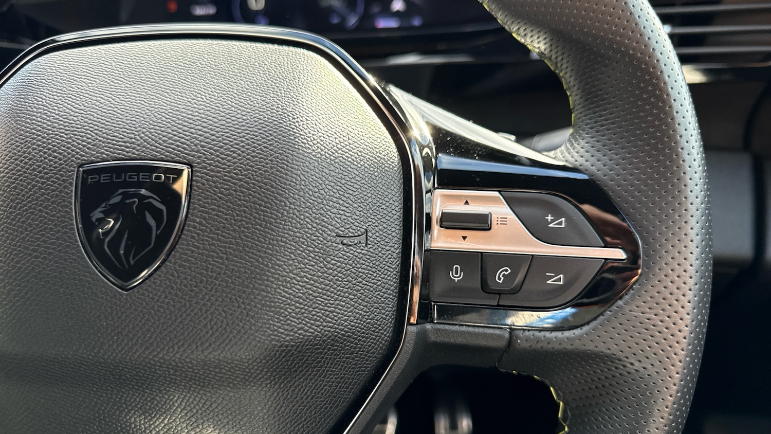 Used Peugeot 408 2023 for sale - 76486456: Photo 24