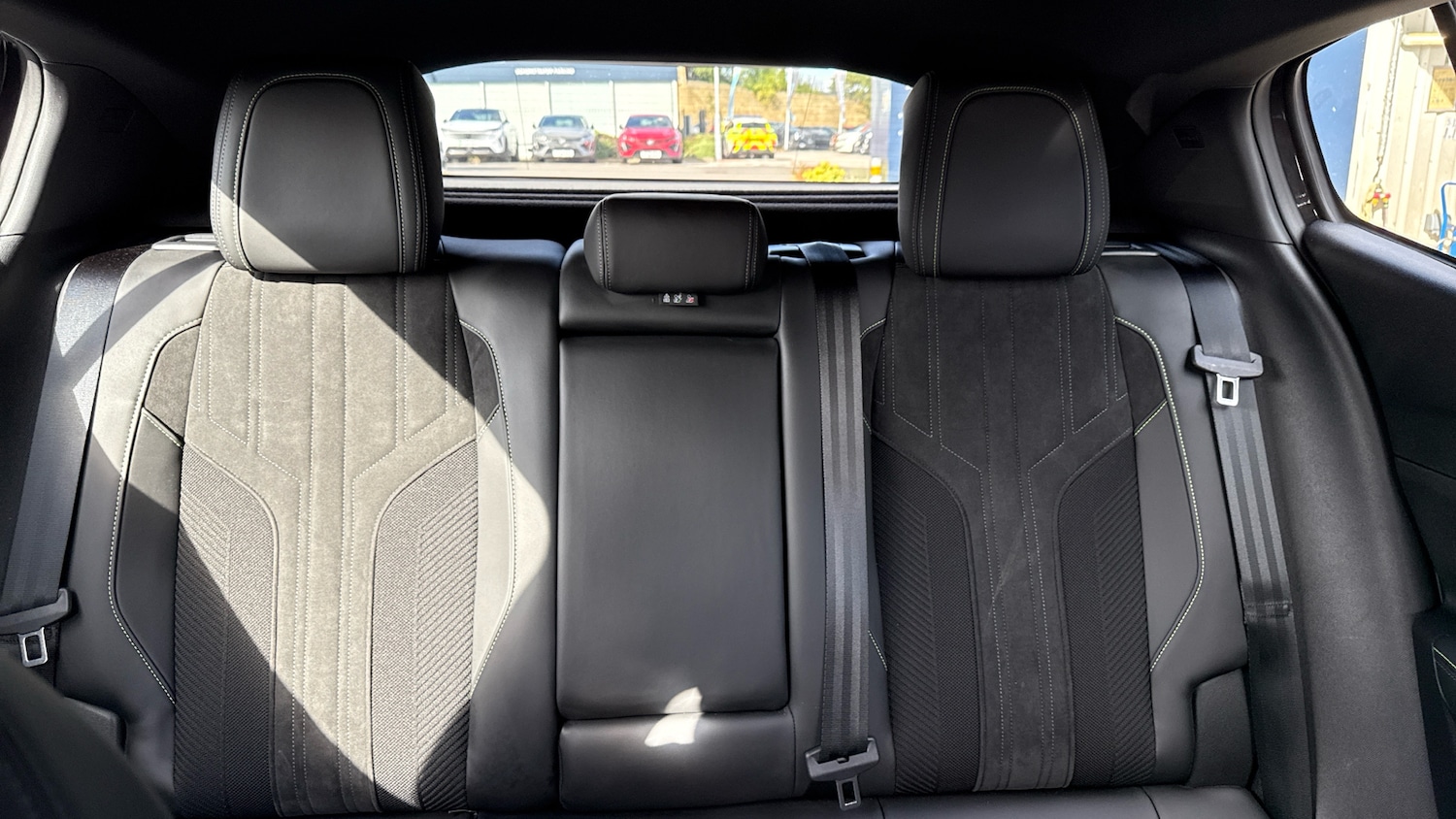 Used Peugeot 408 2023 for sale - 76486456: Photo 25