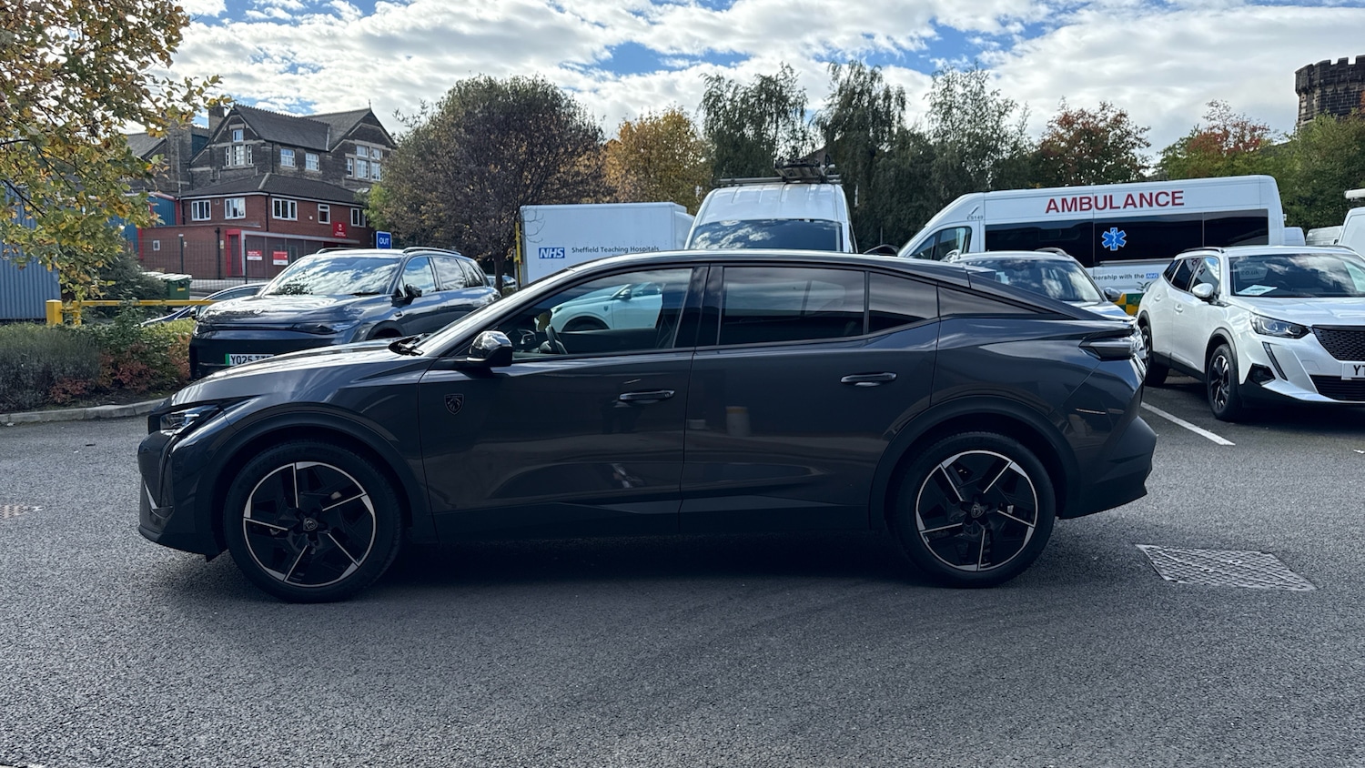 Used Peugeot 408 2023 for sale - 76486456: Photo 6