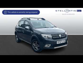 Used Dacia Sandero Stepway 2017 for sale - 75432115: Photo