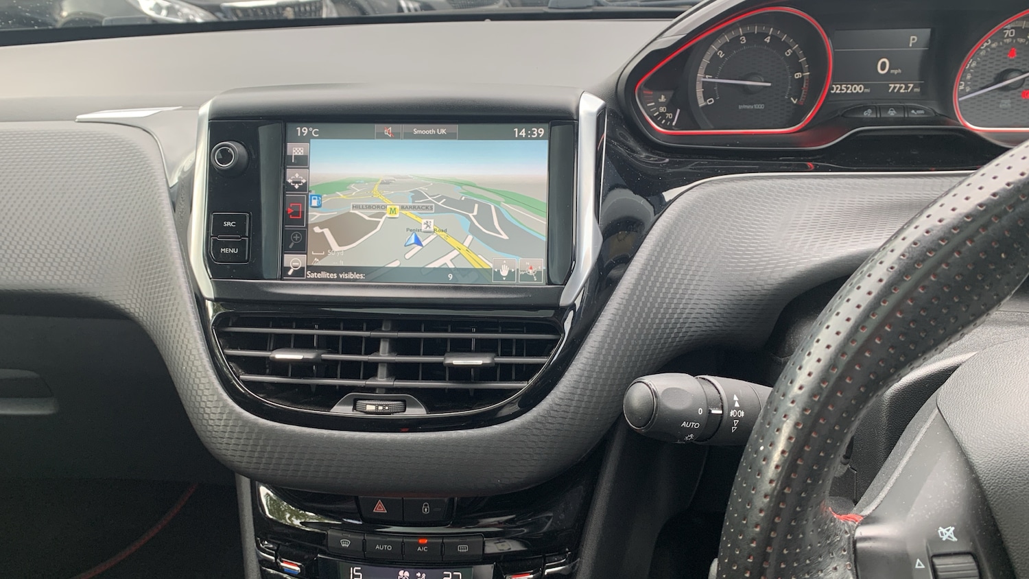 Used Peugeot 2008 2017 for sale - 75901336: Photo 10