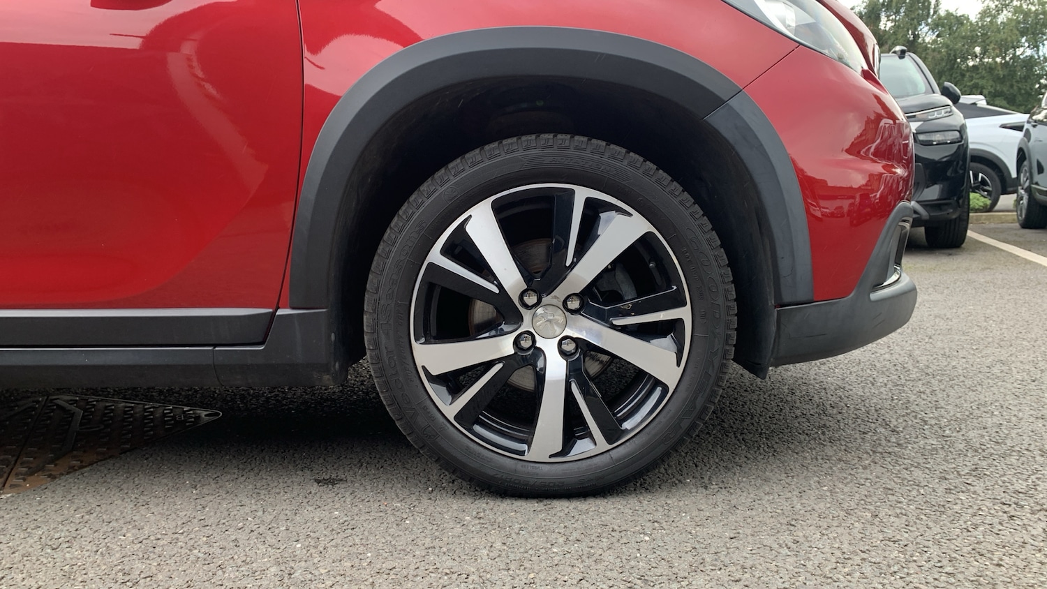 Used Peugeot 2008 2017 for sale - 75901336: Photo 15