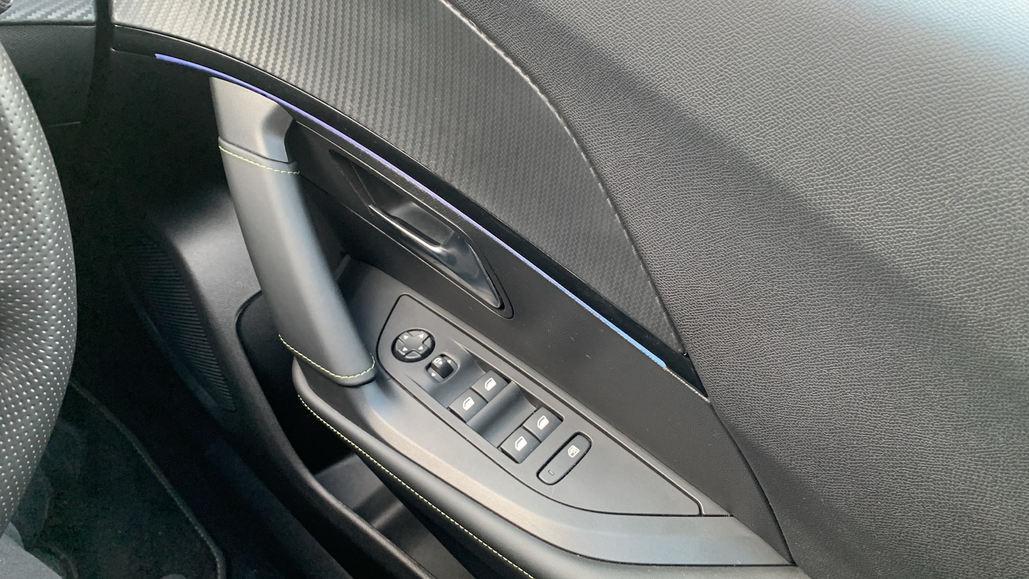 Used Peugeot 2008 2024 for sale - 77292690: Photo 23