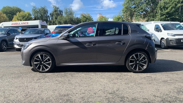 Used Peugeot 208 2020 for sale - 75678906: Photo 6