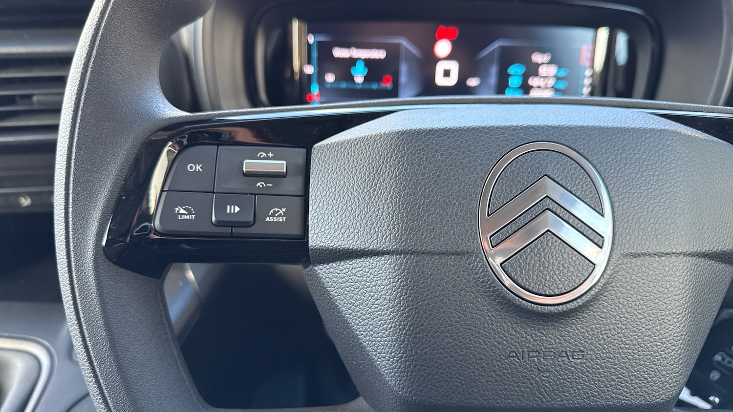 Used Citroen Berlingo 2024 for sale - 76744044: Photo 24