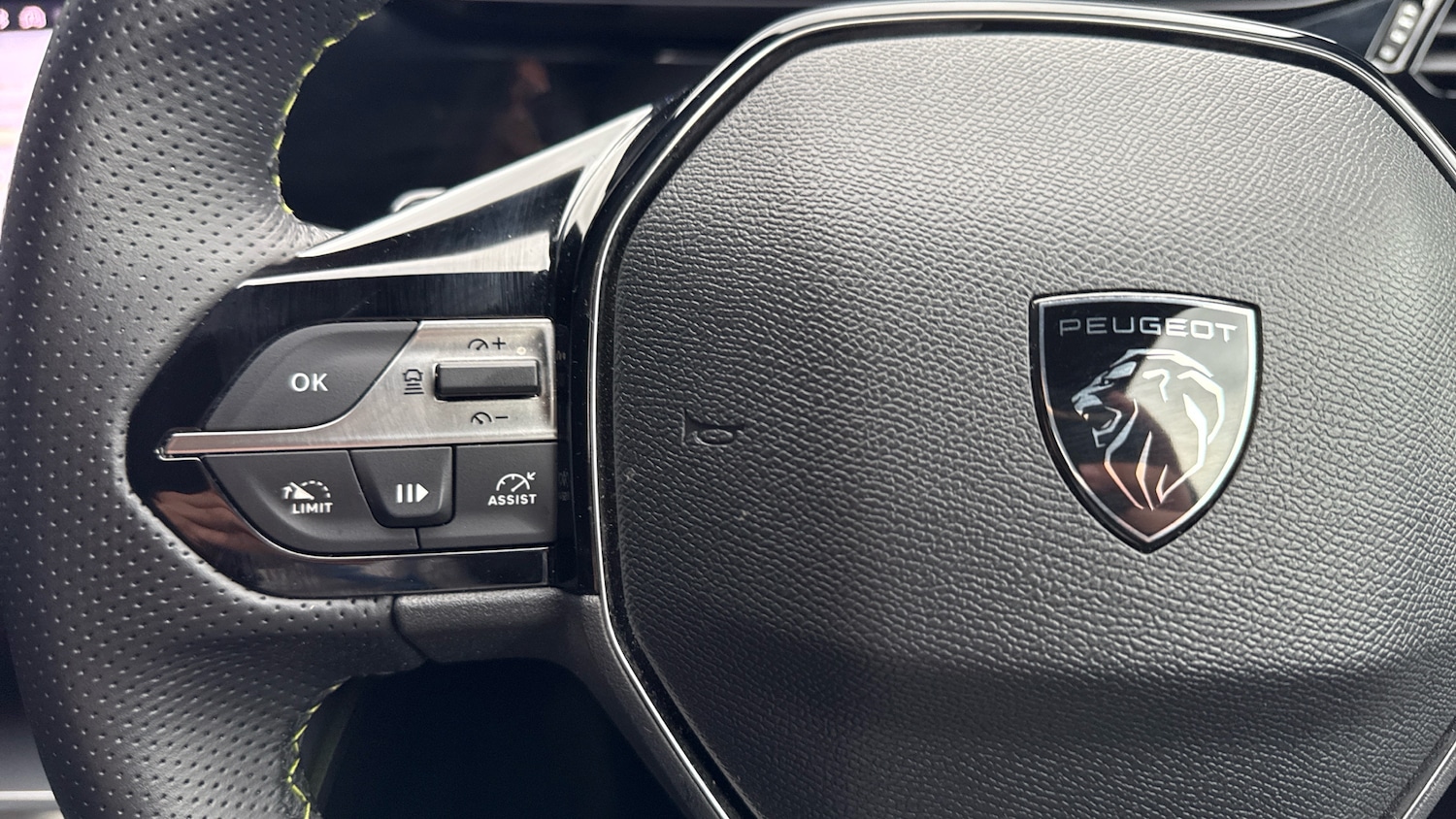 Used Peugeot 408 2024 for sale - 75979434: Photo 23