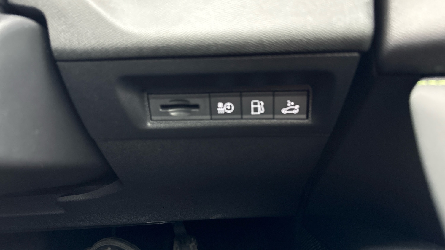 Used Peugeot 408 2024 for sale - 75979434: Photo 33