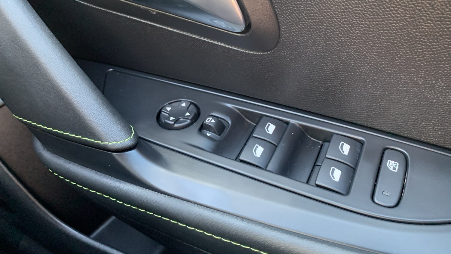 Used Peugeot 208 2024 for sale - 78008381: Photo 22