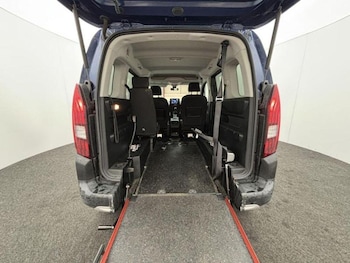 Used Peugeot Rifter 2020 for sale - 75942595: Photo