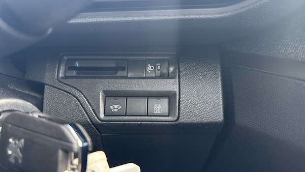 Used Peugeot 5008 2020 for sale - 76043896: Photo 33