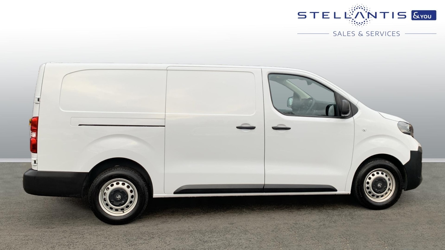 Used Vauxhall Vivaro 2024 for sale - 76441694: Photo 2