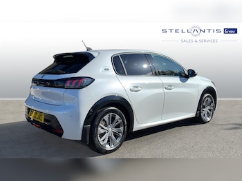 Used Peugeot 208 2020 for sale - 76086027: Photo
