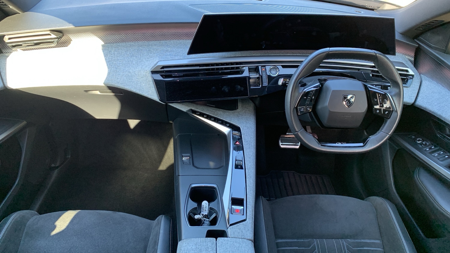 Used Peugeot 3008 2025 for sale - 76014570: Photo 4