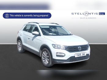 Used Volkswagen T-Roc 2019 for sale - 78320099: Photo