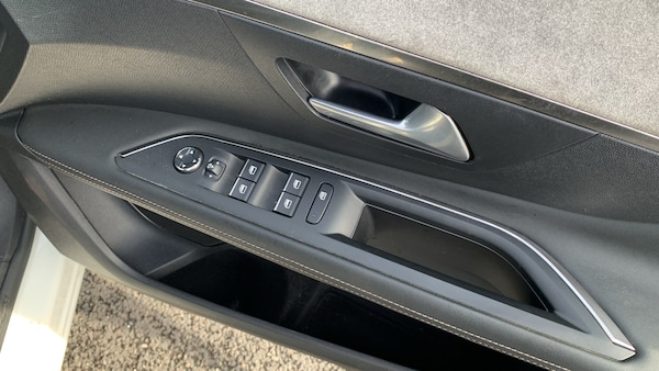 Used Peugeot 3008 2021 for sale - 76248397: Photo 22