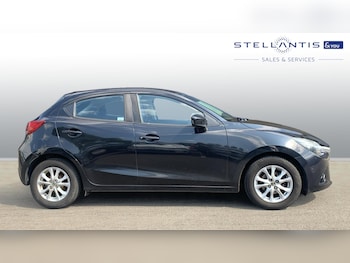Used Mazda Mazda2 2017 for sale - 75647800: Photo
