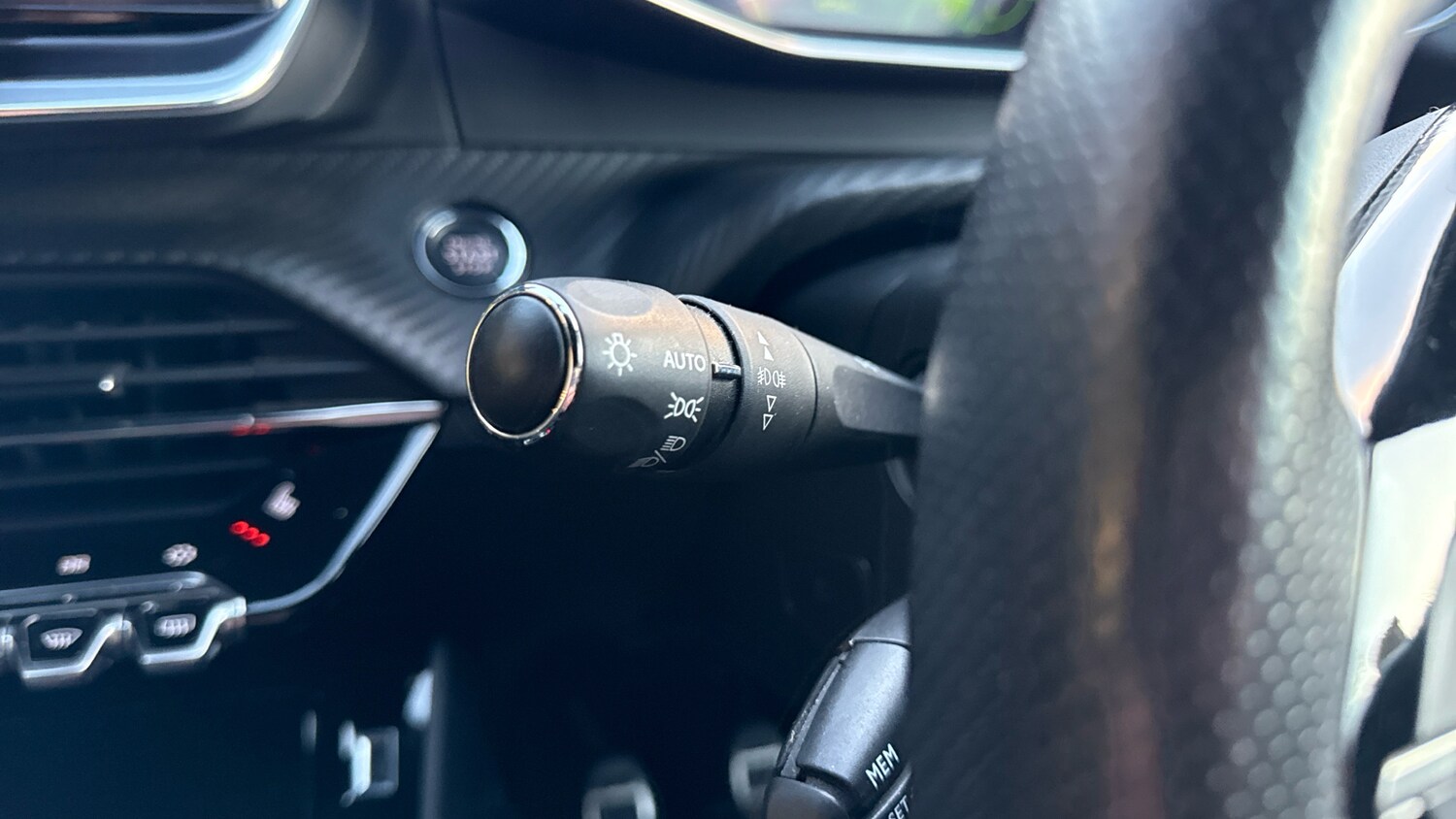 Used Peugeot 2008 2020 for sale - 77018080: Photo 27