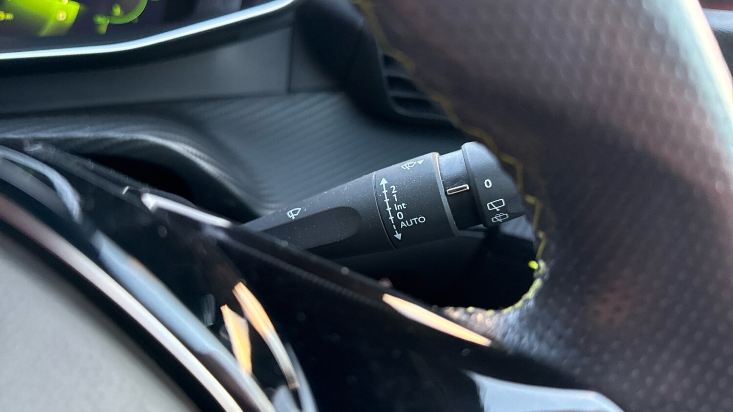 Used Peugeot 2008 2020 for sale - 77018080: Photo 28