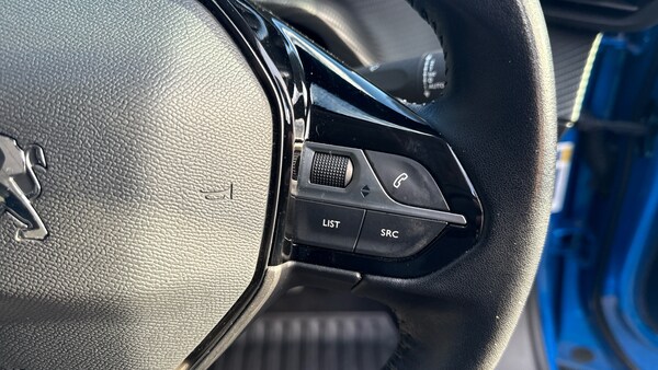 Used Peugeot 2008 2020 for sale - 76043898: Photo 24