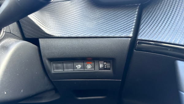 Used Peugeot 2008 2020 for sale - 76043898: Photo 33